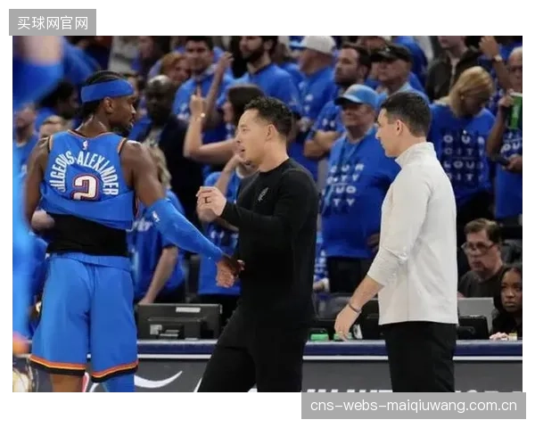 卫冕冠军雷霆在西部决赛抢七中落败，关键时刻的经验不足导致赛季终结。